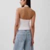 Top corto de cuello halter de punto tupido