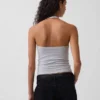 Top corto de cuello halter de punto tupido