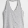 Top corto de cuello halter de punto tupido
