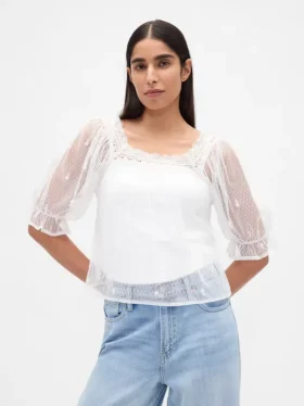 Top de tul transparente bordado