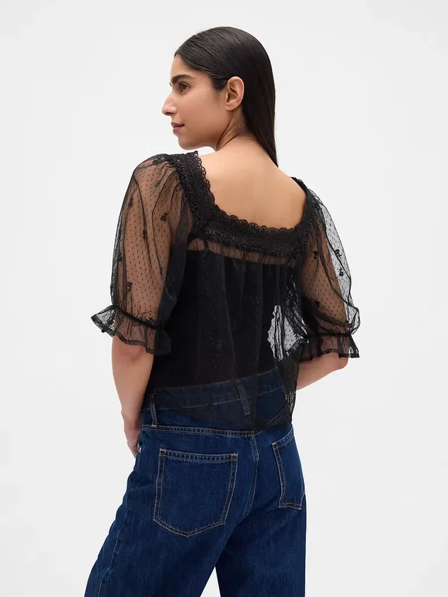 Top de tul transparente bordado
