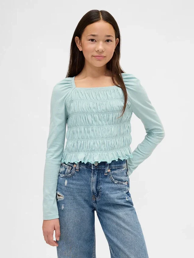Top infantil con cuello cuadrado y fruncido