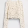 Top infantil con cuello cuadrado y fruncido