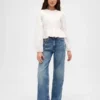 Top infantil con peplum y fruncido