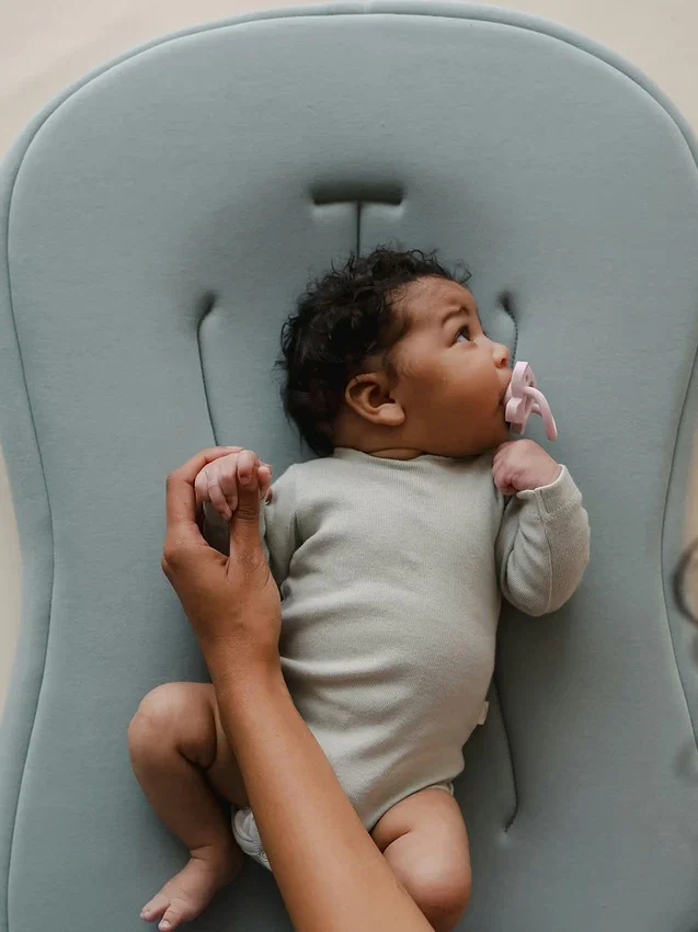 Tumbona para bebés Snuggle Me Curve