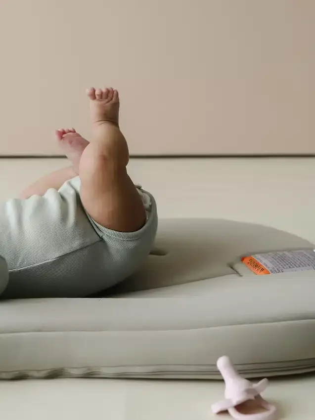 Tumbona para bebés Snuggle Me Curve
