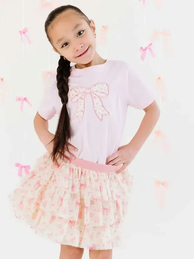 Tutu de pétalos con estampado floral discreto de Sweet Wink