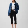 Vaqueros capri cortos de talle alto