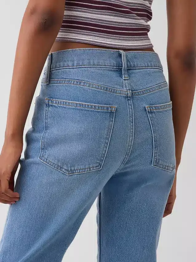 Vaqueros cortos de talle alto, estilo recto y ajustado de los años 90