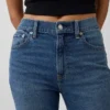 Vaqueros cortos de talle alto, estilo recto y ajustado de los años 90