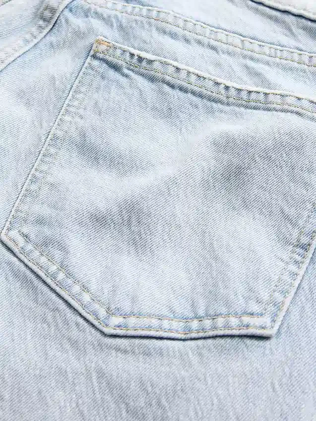 Vaqueros cortos de talle alto, estilo recto y ajustado de los años 90