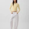 Vaqueros cropped de talle alto