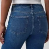 Vaqueros Curvy de talle alto, estilo «90s», ajustados y de corte recto