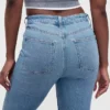 Vaqueros Curvy de talle alto, estilo «90s», ajustados y de corte recto