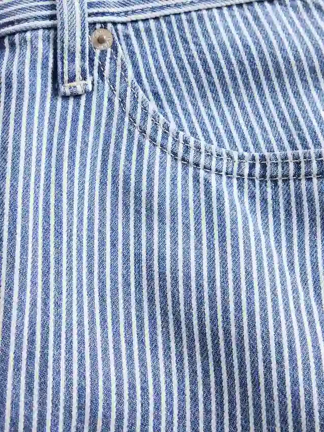 Vaqueros de talle alto, muy suaves y con rayas
