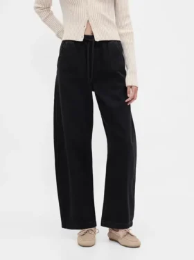 Vaqueros de talle alto y corte recto