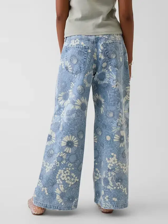 Vaqueros holgados de cintura baja con estampado floral para niños