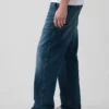 Vaqueros holgados de estilo carpintero de los 90