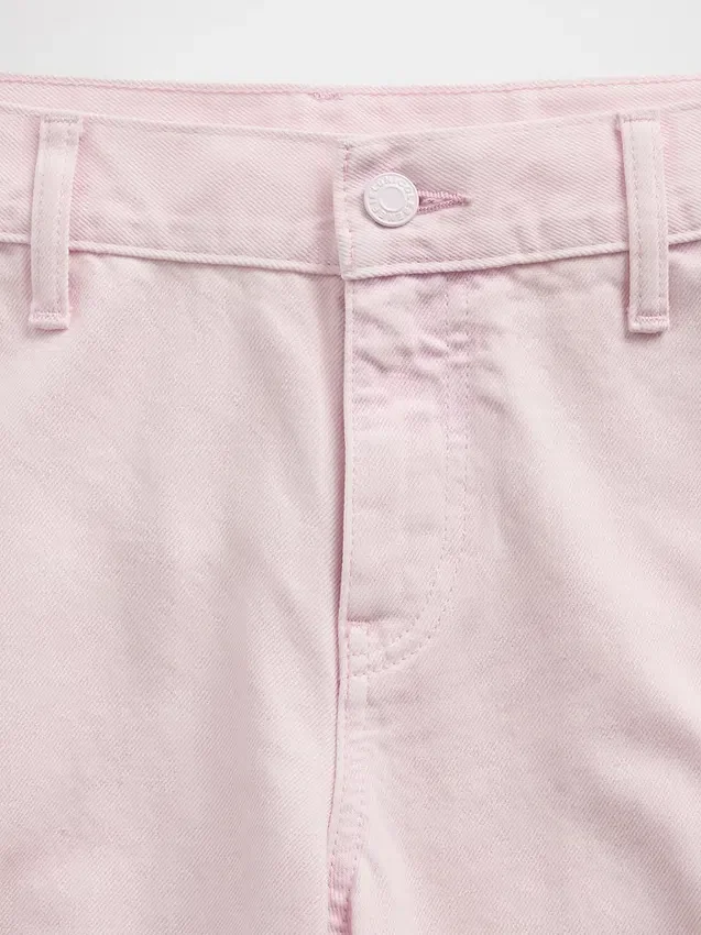 Vaqueros holgados de talle bajo «Barrel» en color rosa de GAP × Hfr, de la colección de Nicole Benefield
