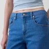 Vaqueros holgados de talle bajo estilo años 90