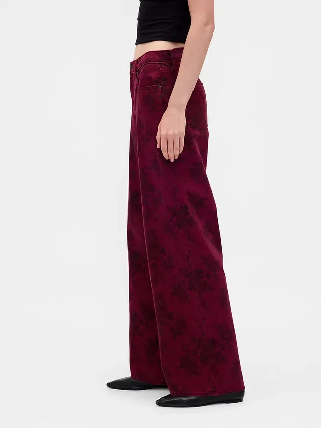 Vaqueros holgados de talle medio con estampado floral
