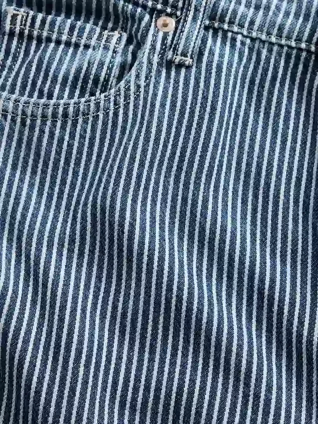 Vaqueros holgados de tiro medio con rayas de denim ultrasuaves