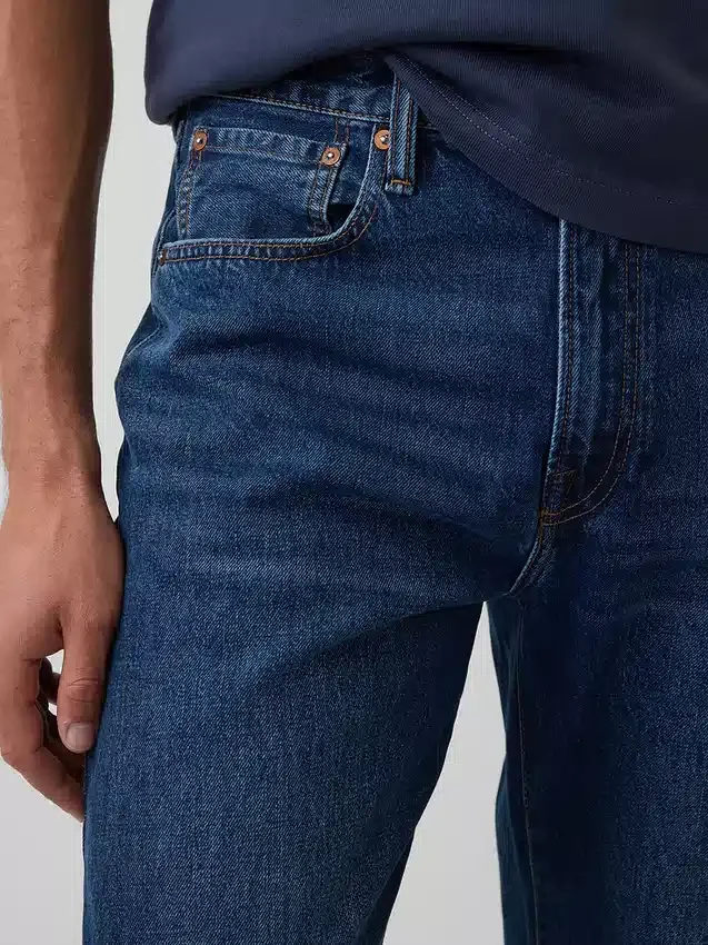 Vaqueros holgados estilo años 90