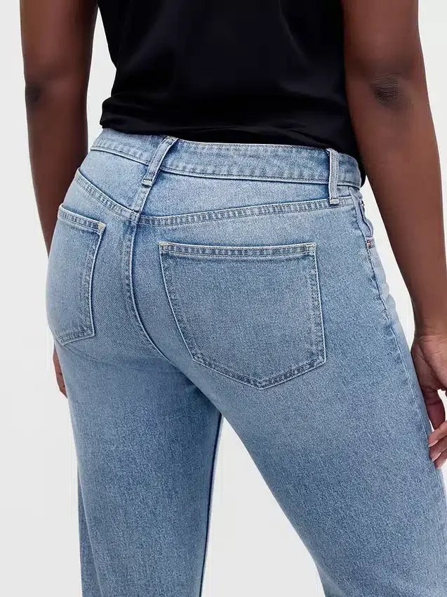 Vaqueros rectos ajustados de talle bajo «Curvy» estilo años 90
