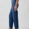 Vaqueros Slim Barrel de talle medio