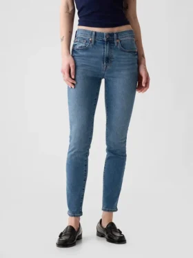 Vaqueros «true skinny» de talle medio