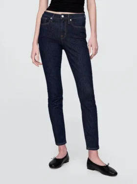 Vaqueros «true skinny» de talle medio