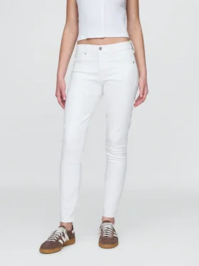 Vaqueros «true skinny» de talle medio