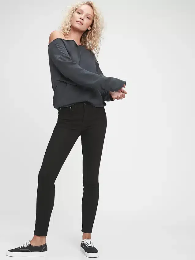 Vaqueros «True Skinny» de talle medio para curvas