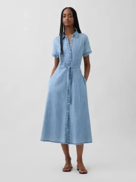 Vestido camisero midi de denim con cinturilla atada
