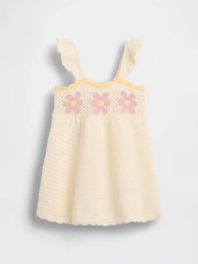 Vestido de bebé con flores de ganchillo