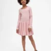 Vestido de niñita con corte abullonado