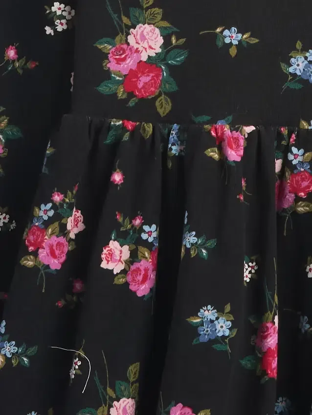 Vestido de niñita con corte abullonado