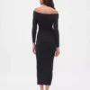 Vestido de punto midi elástico con hombros al aire de CashSoft