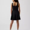 Vestido de tenis plisado para niña
