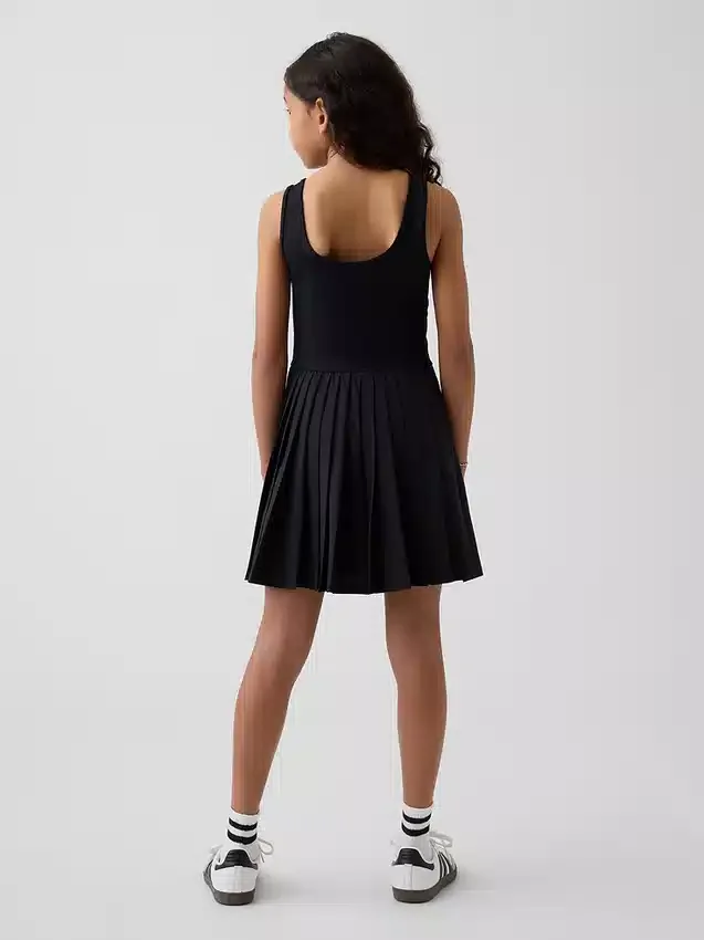 Vestido de tenis plisado para niña
