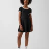 Vestido deportivo infantil de manga corta