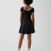 Vestido deportivo infantil de manga corta