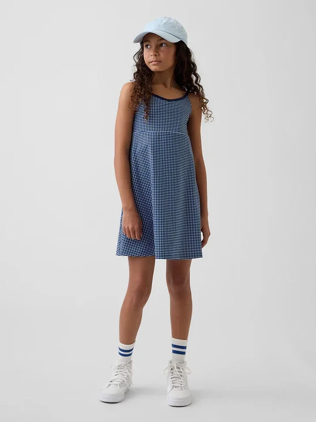 Vestido deportivo sin mangas para niña