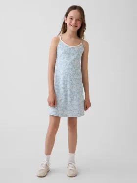 Vestido deportivo sin mangas para niña