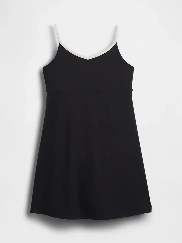 Vestido deportivo sin mangas para niña