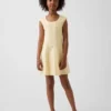 Vestido infantil de lino y algodón con cuello redondeado