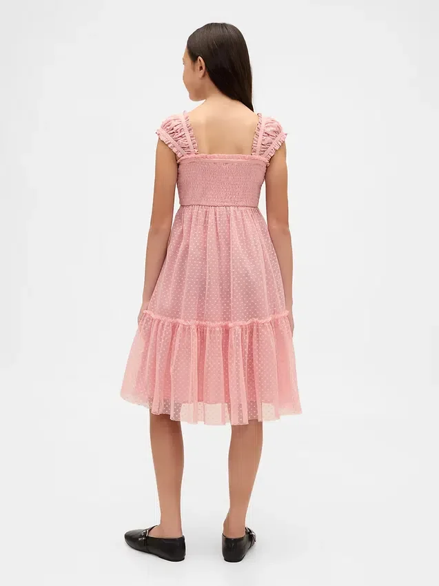 Vestido infantil de malla con volantes y mangas casquillo