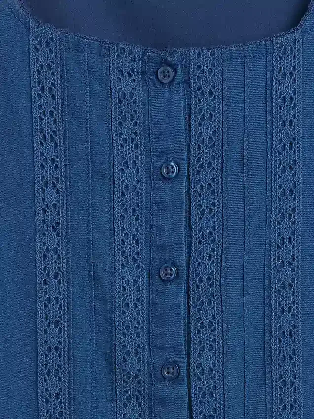 Vestido infantil de manga con volantes y ribete de encaje