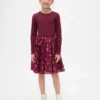 Vestido infantil de materiales mixtos