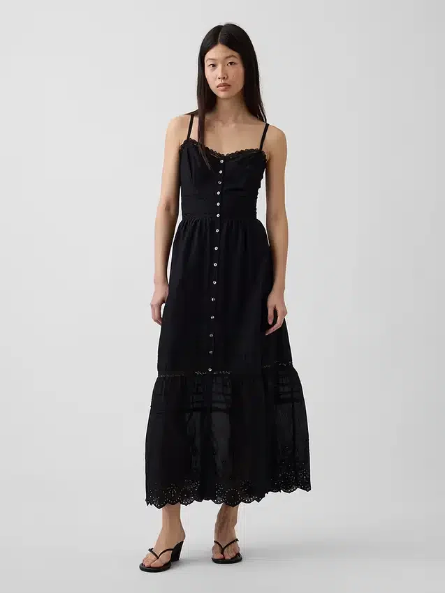 Vestido largo con botones en la parte delantera y ribete de encaje